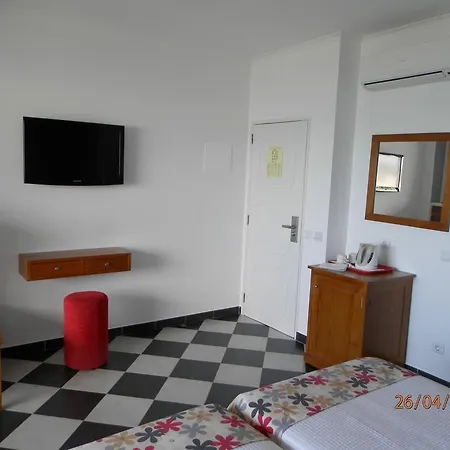 Gæstehus Frentomar Albufeira