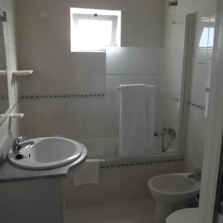 Frentomar Gæstehus 3*